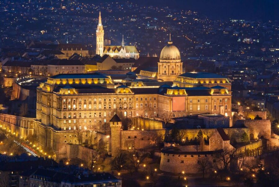 Budapest Full Day Tour - The Danube Promenade and Budapest’s defining view