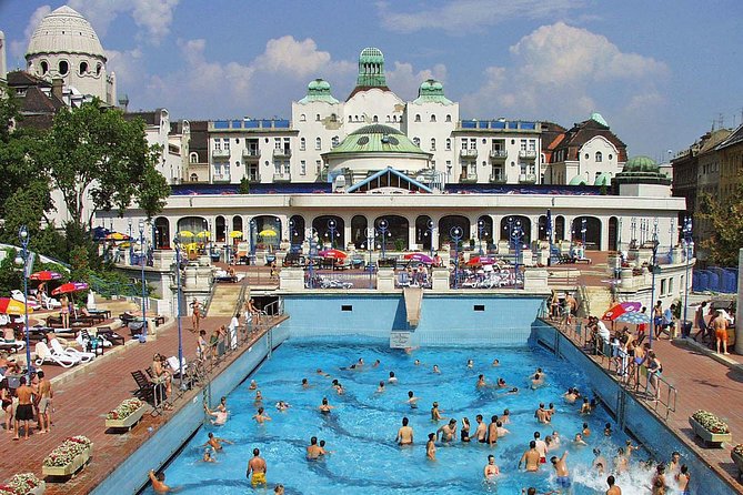 Budapest Gellert Thermal Spa Full Day Ticket with Cabin or Locker - Why the private cabin can be worth the extra cost