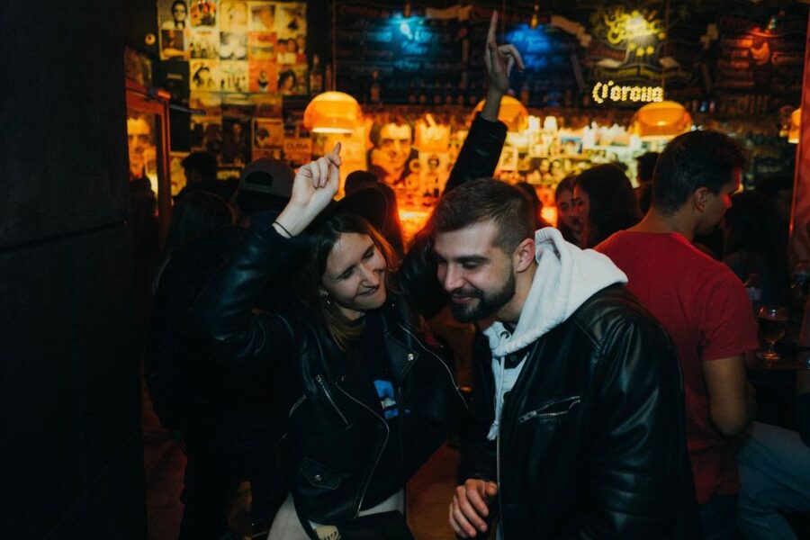 Budapest: Guided Bar Crawl Walking Tour - Király utca and the story behind Pálinka