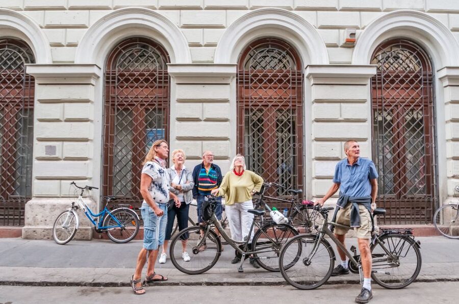 Budapest: Guided City Discovery Bike Tour - Andrassy Street, Broadway, and the Opera House