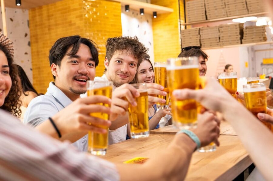 Budapest: Guided Food Tour with Wine, Beer, and Shots - Why District 7 is the right place to eat in Budapest