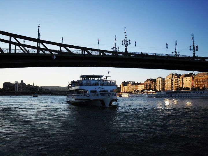 Budapest: Half-Day Highlights Small Group Private Tour - Andrássy Avenue, the Opera House, and City Park
