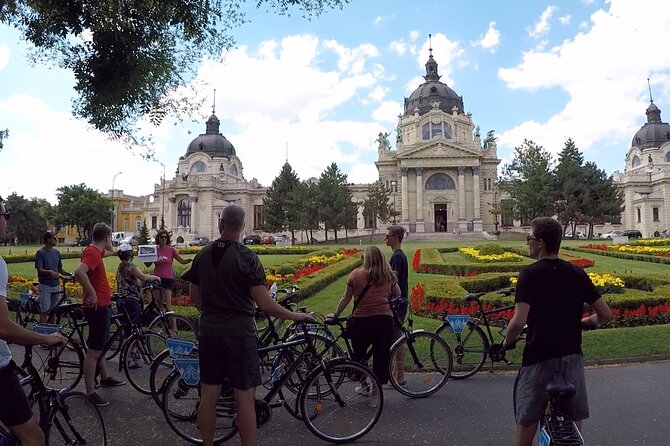 Budapest Highlights Bike Tour with a local guide - Vajdahunyad Castle and City Park