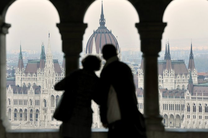 Budapest Highlights Self guided scavenger hunt and Walking Tour - Erzsébet tér brings you into central Pest