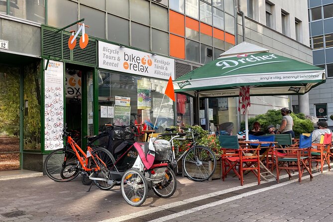 Budapest: Historic Downtown ride on E-Bicycles Buda & Pest - Heroes’ Square and City Park in 60 minutes