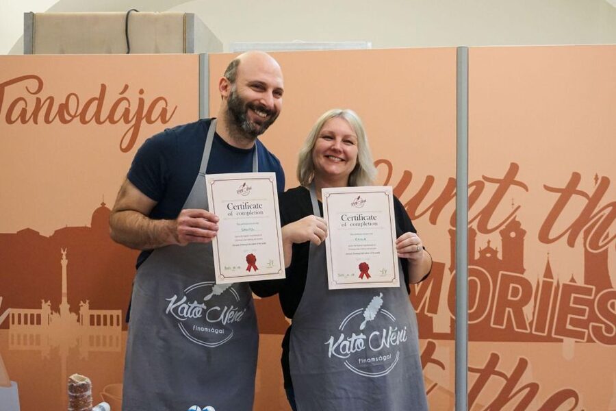 Budapest: Hungarian Chimney Cake Workshop in the City Center - Should you book the chimney cake workshop?
