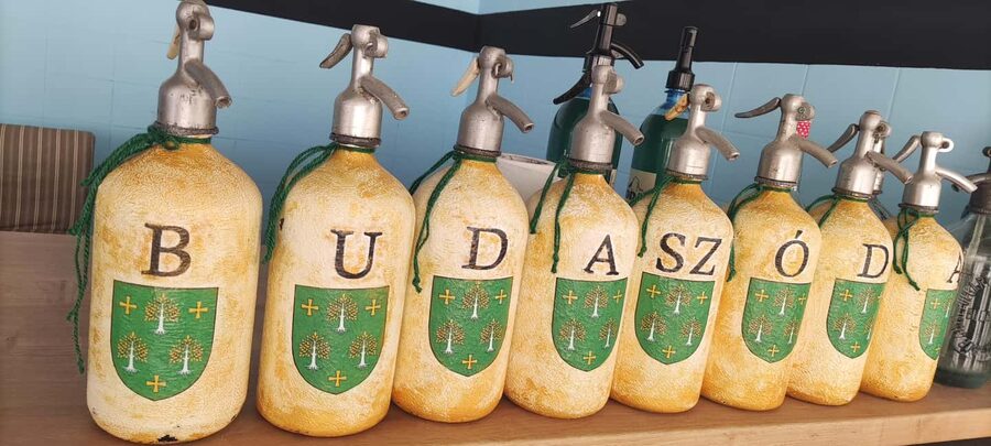 Budapest: Hungarian Cuisine in the Market Hall (german) - What the three digital guides add