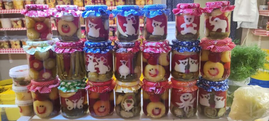 Budapest: Hungarian Cuisine in the Market Hall (german) - Who should book it, and who should skip it
