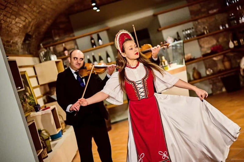 Budapest: Hungarian Folk Dance & Concert with Dinner Option - The evening schedule, from welcome drink to final dance