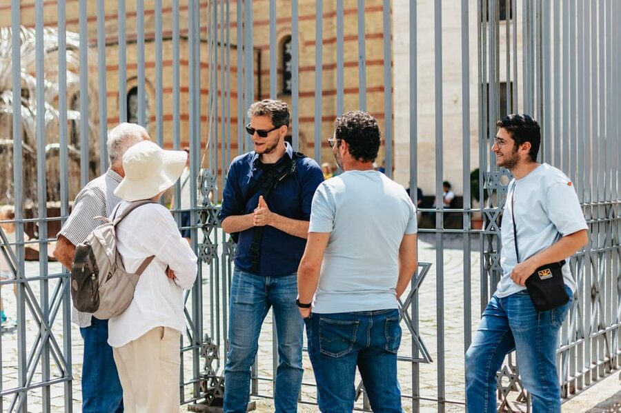 Budapest: Jewish History Guided Walking Tour with Historian - Key points at a glance