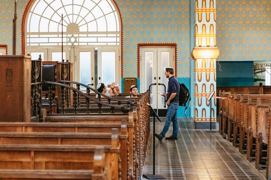 Budapest: Jewish History Guided Walking Tour with Historian - Raoul Wallenberg, Carl Lutz, and the rescuers