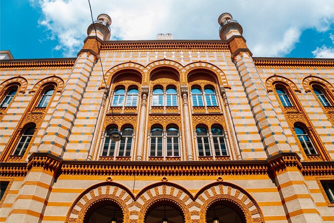 Budapest (Jewish Quarter) Scavenger Hunt and Self-Guided Tour - Why the self-guided format works for families