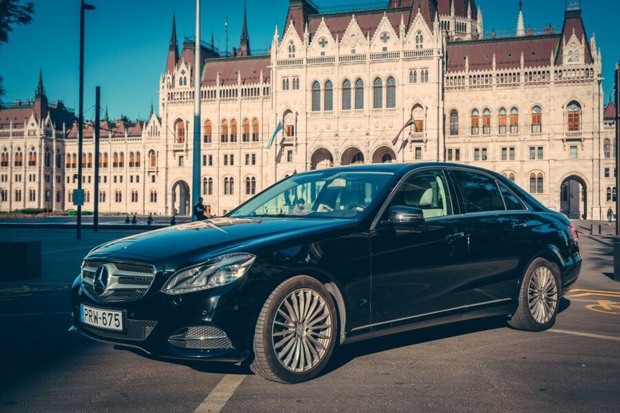 Budapest: Lake Balaton and Herend Full-Day Private Tour - The rhythm of a full ten-hour day