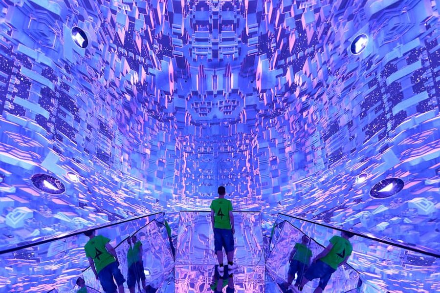Budapest: Light Art Museum - Immersive New Media Experience - How interactive is the experience?