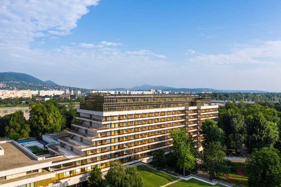Budapest: Margaret Island, Salt Cave treatment - The salty air and the health claims