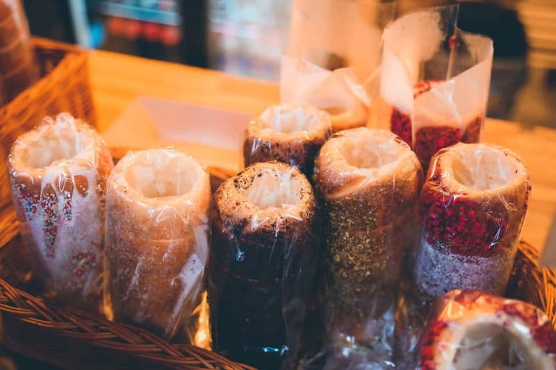 Budapest Market and Food Tasting Tour with a Local Guide - Cake, coffee, and Hungarian sweets
