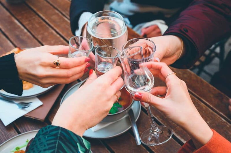 Budapest Market and Food Tasting Tour with a Local Guide - Group size, private tours, and the social side
