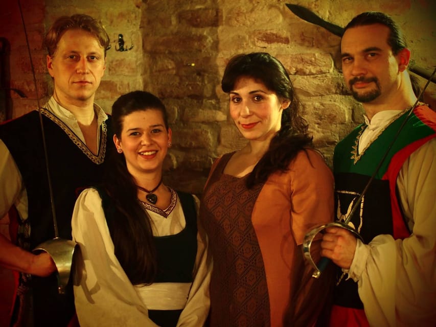 Budapest: Medieval Dinner Show with Drinks - Why the food receives so much attention