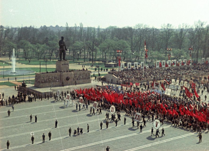 Budapest: Memento Park and Icons of Communism Guided Tour - Key points to know before you book