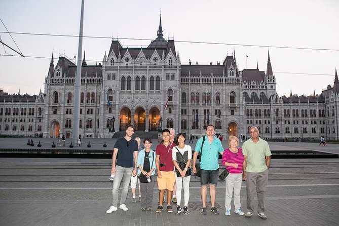 Budapest Night Walking Tour with Danube River Cruise - What the one-hour Danube cruise adds