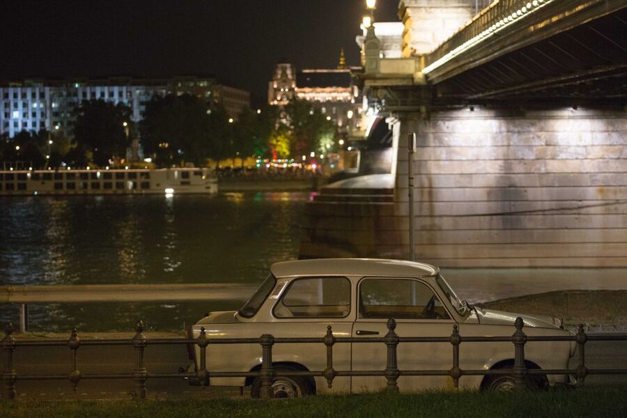 Budapest: Night Walking Tour with River Cruise and Wine - Meeting outside the Hungarian State Opera House