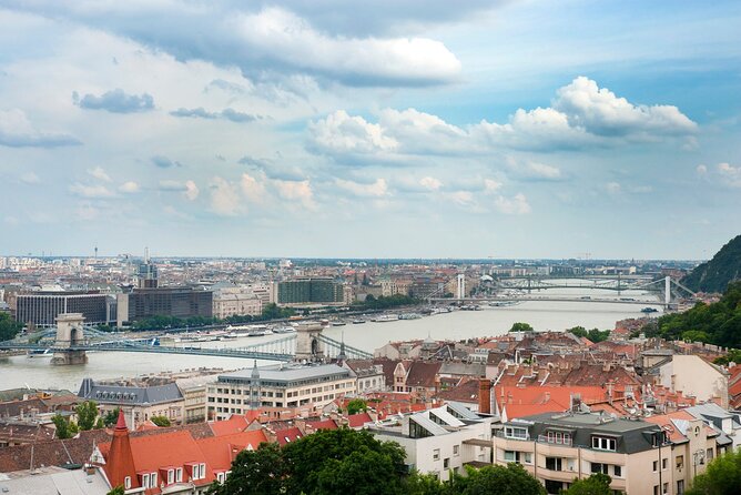 Budapest Orientation Walking Tour - Fisherman’s Bastion and Budapest’s best panorama