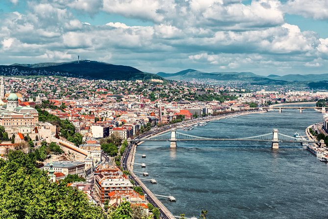 Budapest Overview Private tour - Inside St. Stephen’s Basilica and up to the cupola