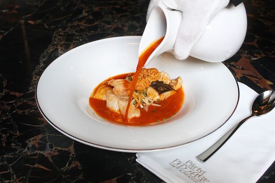 Budapest: Párisi Passage Restaurant 3-Course Menu - Timing, booking flexibility, and group size