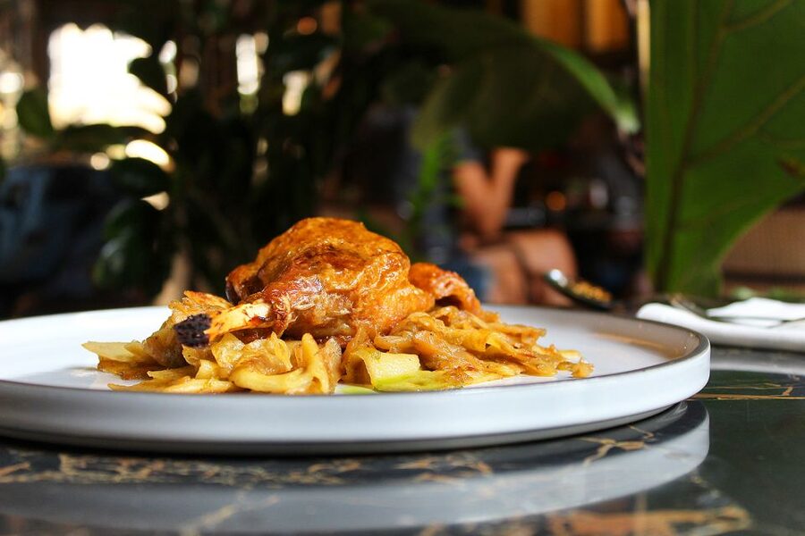 Budapest: Párisi Passage Restaurant 3-Course Menu - What the three-course Hungarian menu includes