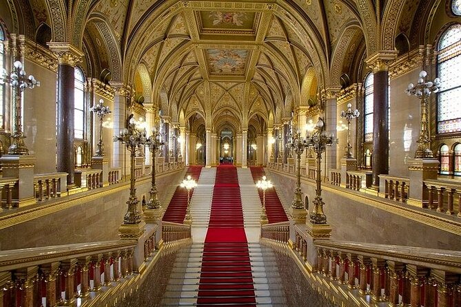 Budapest Parliament Audio Guide Tour with Danube Cruise - Practical Arrival Advice
