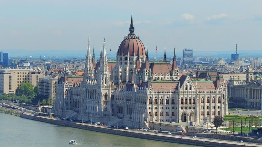 Budapest: Parliament Building Entry Ticket and Audio Guide - The Hall of the Dome and Crown Jewels