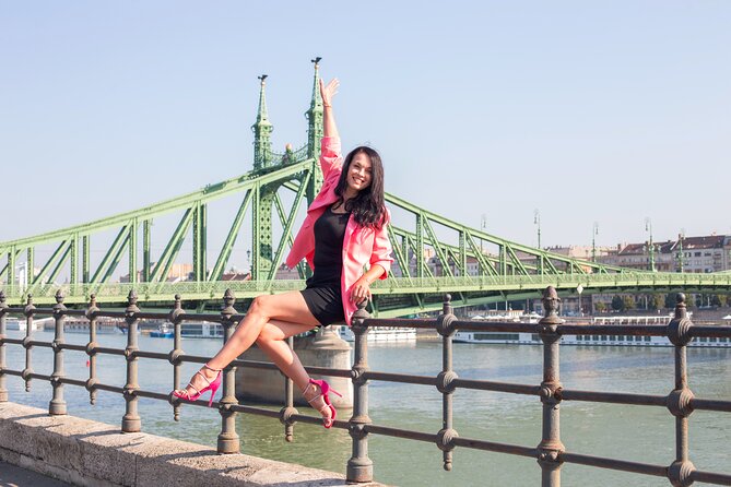 Budapest photoshoot&sightseeing - Chain Bridge and the Danube setting
