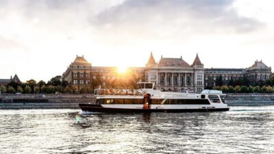 Premium Sightseeing Cruise with Tokaj Frizzante