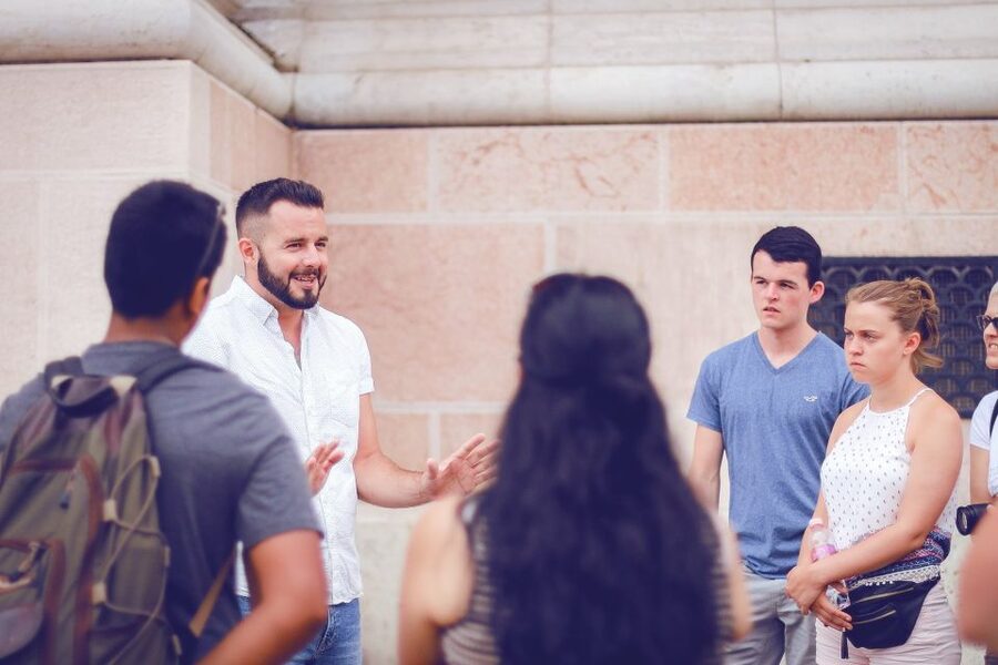 Budapest: Private 3-hour Guided City Tour by Bus - City Park, Vajdahunyad Castle, and Széchenyi Bath