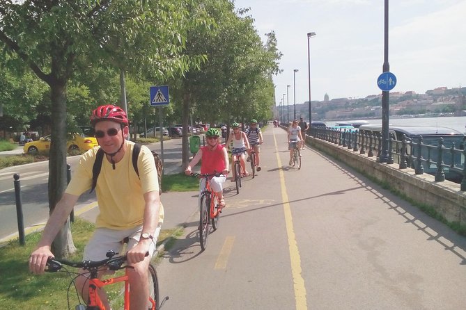 Budapest: Private Adventure Sightseeing Bicycle Tour - Why the private format matters
