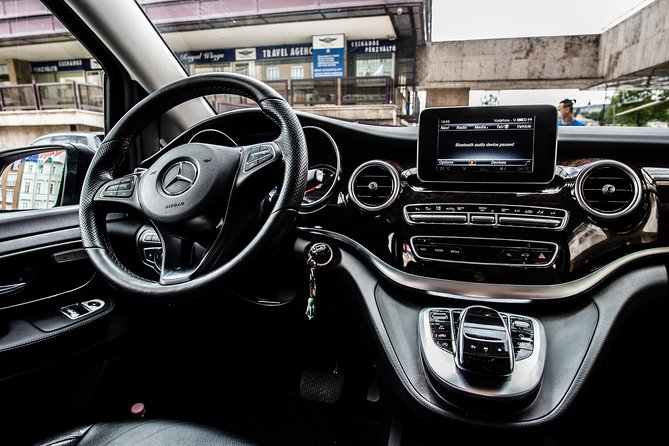 Budapest Private Airport Transfer in a Luxury Minivan - Why a private ride helps after landing in Budapest