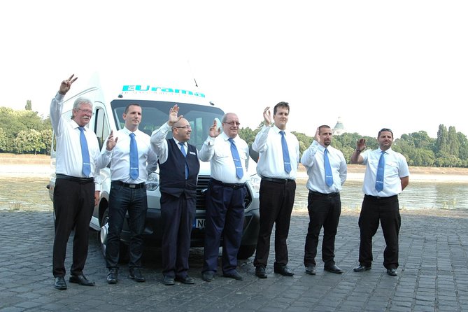 Budapest Private Airport Transfer to City or to BUD Airport Door 2 Door - The important risk: delayed flights and late changes