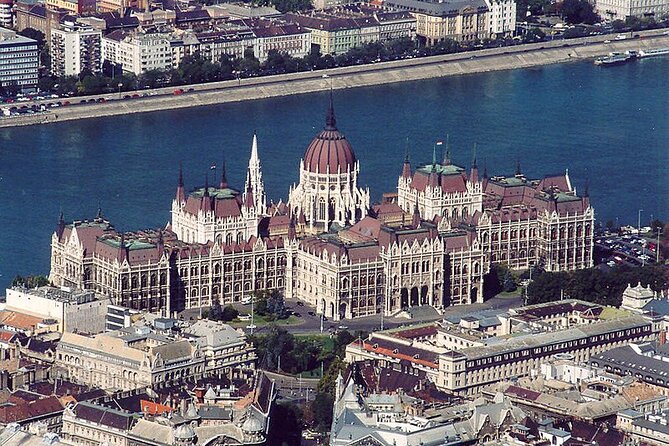 Budapest Private City Tour by car in 4 hours - The Citadella for Budapest’s best wide view