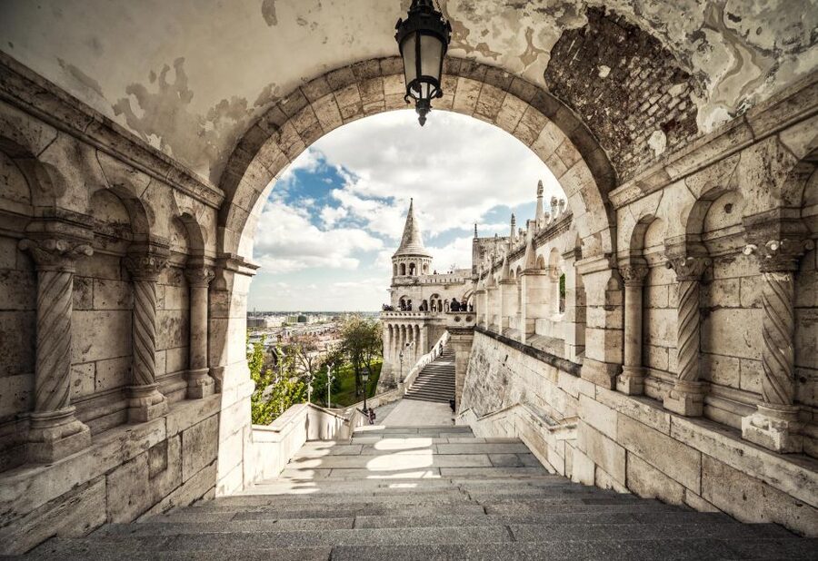 Budapest: Private City Tour with Local Guide - Kossuth Square and the Hungarian Parliament