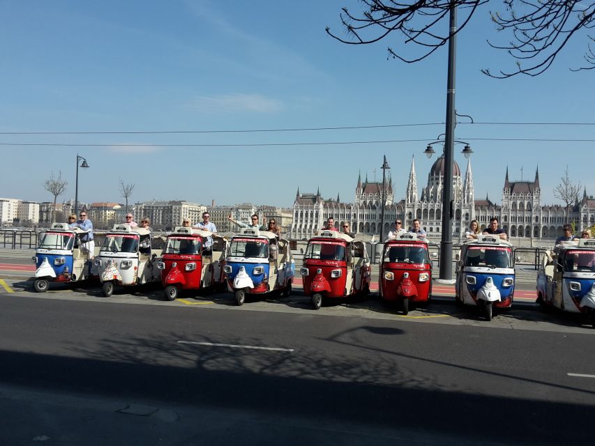 Budapest: Private City Tuk-Tuk Tour & Boat Cruise - Guides, comfort, and the private format