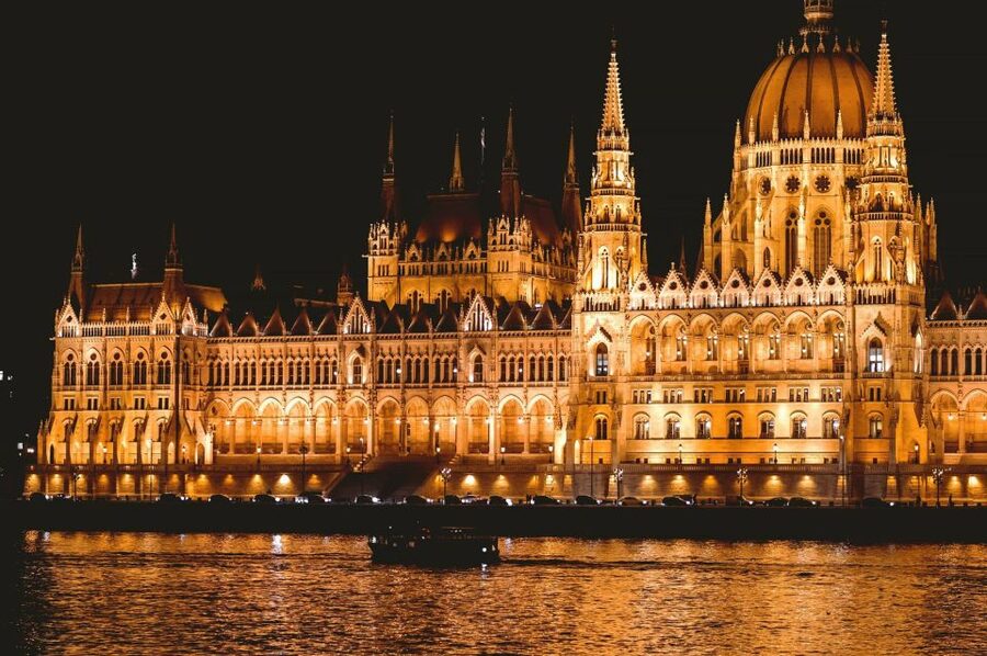 Budapest: Private Danube Yacht Cruise with Welcome Drink - Should You Book the Budapest Yacht Cruise?