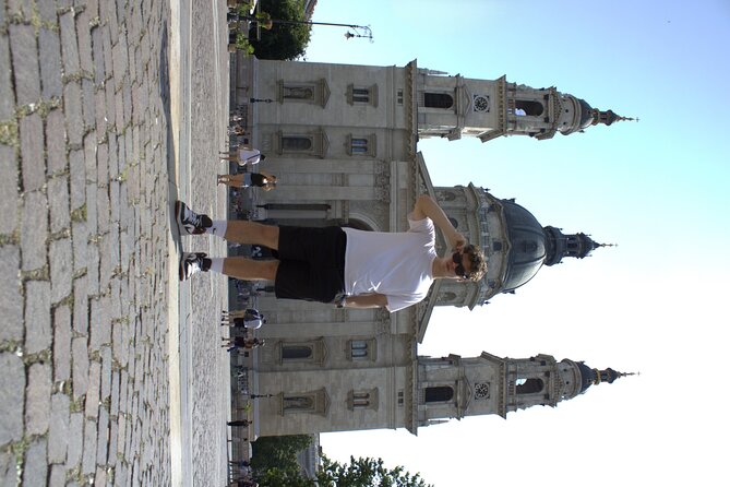 Budapest Private Guided Tour with Photoshoot - Big(3hrs) - Starting at Clark Adam Square and the 0km Stone