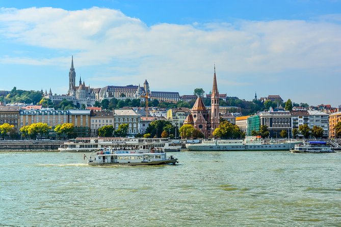 Budapest Private Luxury Sightseeing Tour with Guide and Transport - The Jewish Quarter and Central Market Hall