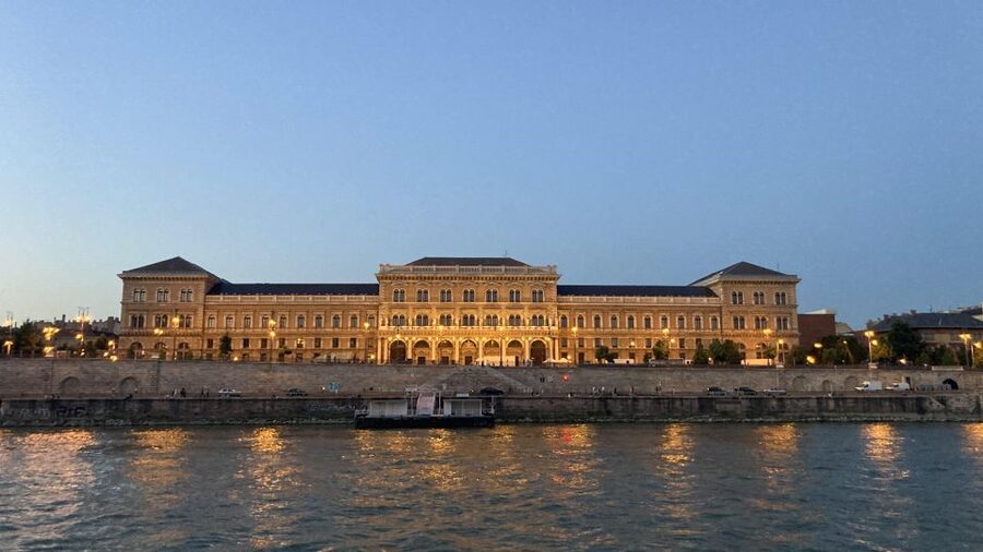 Budapest: Private Sightseeing Tour by car - How much time should you book?
