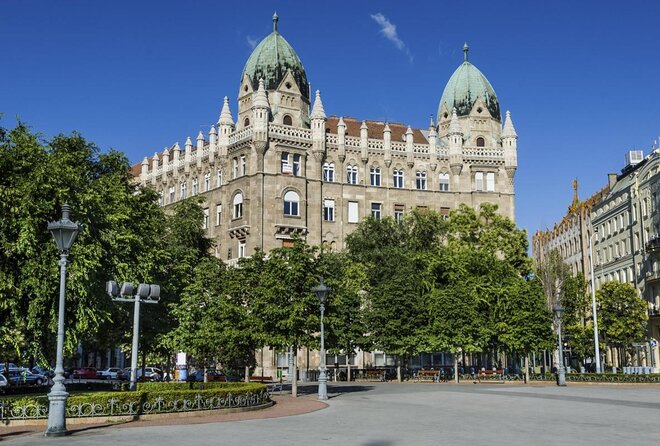 Budapest Private Tuk Tuk Half-Day Tour - Why a tuk tuk works well in Budapest