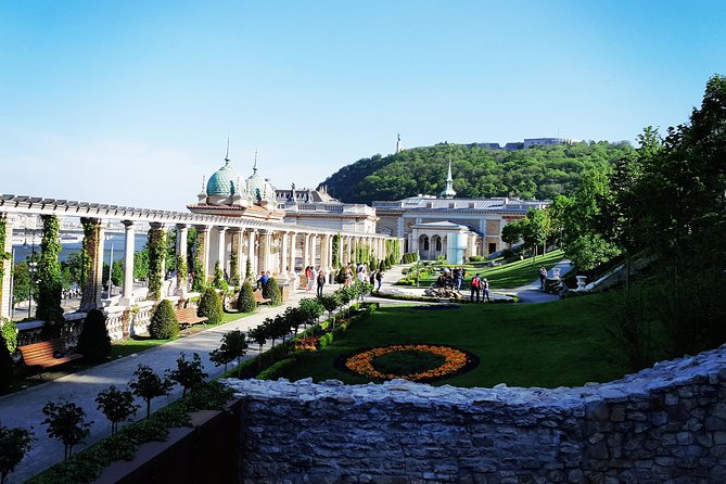 Budapest Private Walking Tour - Castle Hill, Matthias Church, and Fishermen’s Bastion