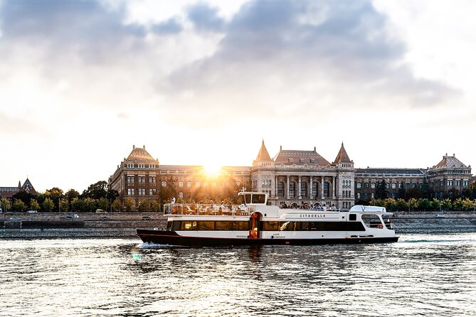 Budapest River Cruise with 1 Free Tokaj Frizzante and Audio Guide - FAQ