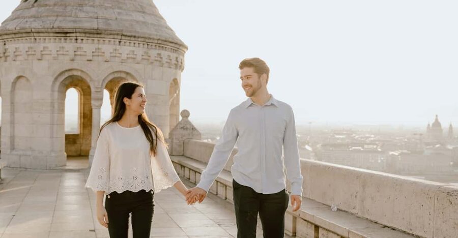 Budapest: romantic photoshoot at Buda's iconic sightseeings - Starting beside Matthias Church and Fisherman’s Bastion