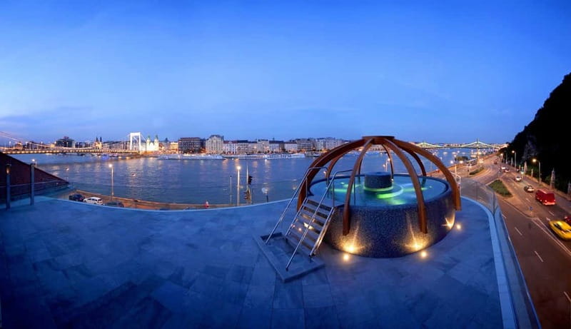 Budapest: Rudas Spa Entry with 3-Course Meal - What to pack, and what the bath does not provide