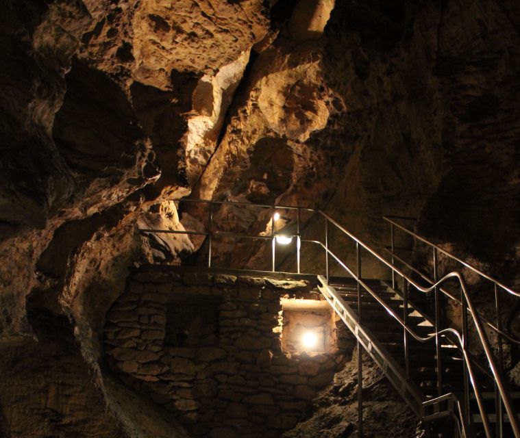 Budapest: Semlő-hegyi & Pál-völgyi Caves Guided Walking Tour - Starting at Szemlő-hegyi Cave